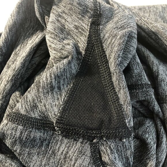 Athleta Spacedye Cropped Leggings XS Gray Criss Cross Workout‎ Running AT-704 - Picture 7 of 11